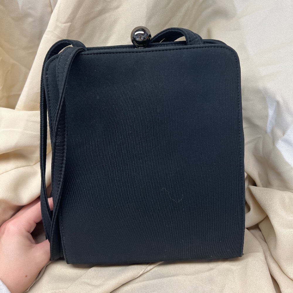 Nine West Bag with clasp
